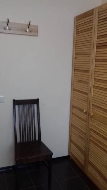 Фото номера Трехместный номер с видом на город Хостелы Yasmina Hostel г. Валга 5
