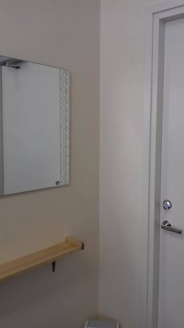 Фото номера Трехместный номер с видом на город Хостелы Yasmina Hostel г. Валга 3